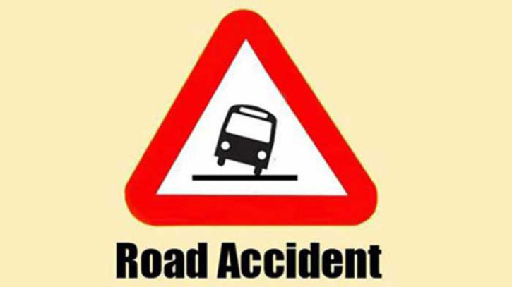 সাতক্ষীরায় ট্রাকচাপায় ৩ মোটরসাইকেল আরোহী নিহত সাতক্ষীরায় ট্রাকচাপায় ৩ মোটরসাইকেল আরোহী নিহত