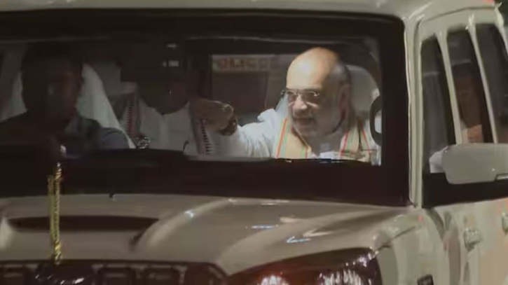 পেট্রাপোলে যাত্রী টার্মিনাল উদ্বোধনে অমিত শাহ, জানালেন যতীন দাসকে শ্রদ্ধা পেট্রাপোলে যাত্রী টার্মিনাল উদ্বোধনে অমিত শাহ, জানালেন যতীন দাসকে শ্রদ্ধা