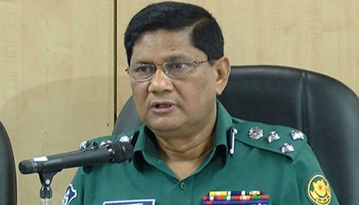 মোবাইল অ্যাপেই নাগরিকরা তথ্য দিতে পারবেন : ডিএমপি কমিশনার মোবাইল অ্যাপেই নাগরিকরা তথ্য দিতে পারবেন : ডিএমপি কমিশনার