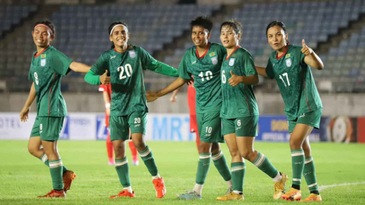 বাহরাইনকে ৭ গোলে উড়িয়ে দিলো বাংলাদেশ বাহরাইনকে ৭ গোলে উড়িয়ে দিলো বাংলাদেশ
