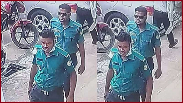 ব্যাংকে ঢুকে ছিনতাই : দুই কনস্টেবলসহ গ্রেপ্তার ৫ ব্যাংকে ঢুকে ছিনতাই : দুই কনস্টেবলসহ গ্রেপ্তার ৫