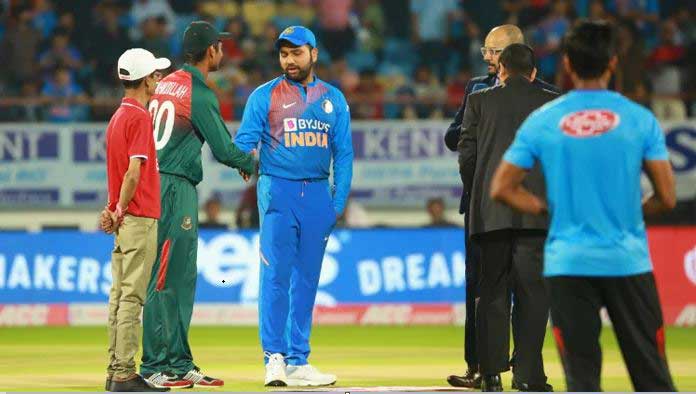 টস জিতে ফিল্ডিংয়ে বাংলাদেশ : একাদশে মিঠুন টস জিতে ফিল্ডিংয়ে বাংলাদেশ : একাদশে মিঠুন