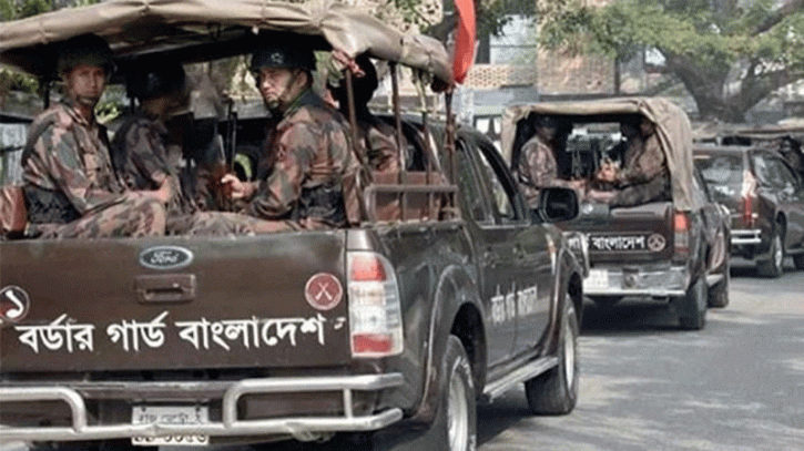 দেশে ২৩২ প্লাটুন বিজিবি মোতায়েন দেশে ২৩২ প্লাটুন বিজিবি মোতায়েন