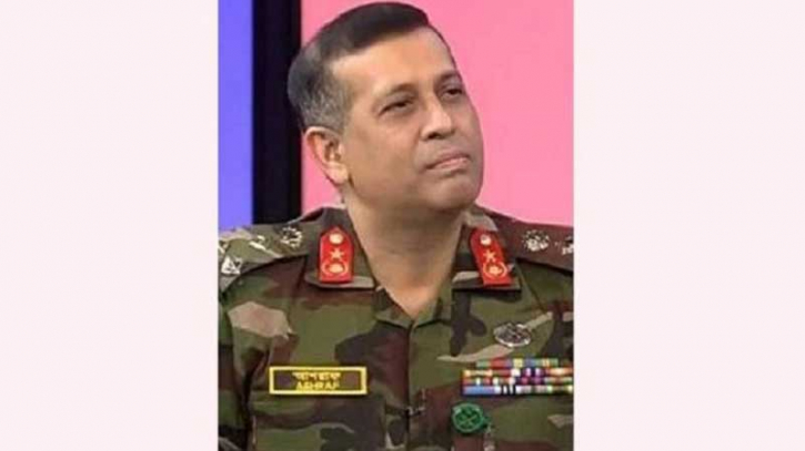 বিজিবির নতুন ডিজি আশরাফুজ্জামান সিদ্দিকী বিজিবির নতুন ডিজি আশরাফুজ্জামান সিদ্দিকী
