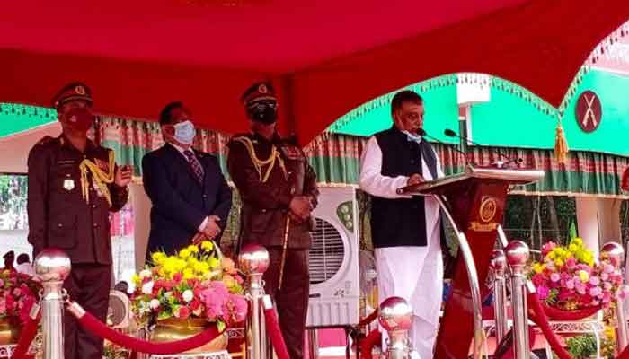 ‘বিজিবিকে অত্যাধুনিক ও আন্তর্জাতিক বাহিনী হিসেবে গড়ে তোলা হচ্ছে’ ‘বিজিবিকে অত্যাধুনিক ও আন্তর্জাতিক বাহিনী হিসেবে গড়ে তোলা হচ্ছে’