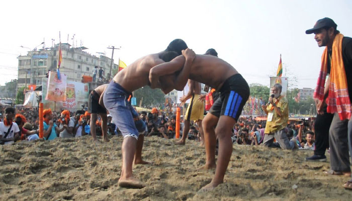 জব্বারের বলী খেলা-বৈশাখী মেলা স্থগিত জব্বারের বলী খেলা-বৈশাখী মেলা স্থগিত