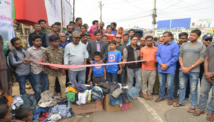 যশোরে বনিফেস ‘শীত নিবারণ বৃক্ষে’র উদ্বোধন