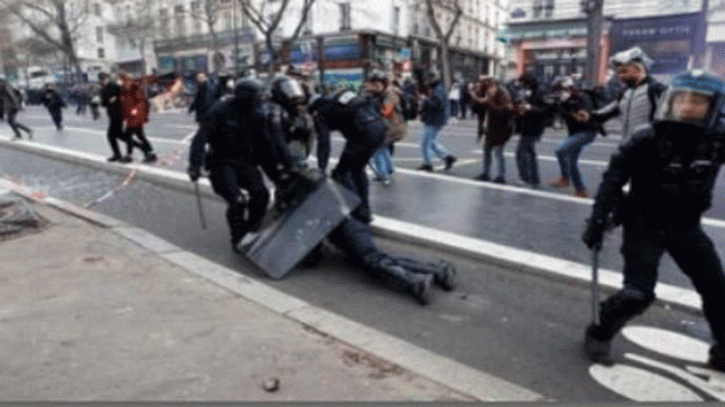 ব্রাজিলে পুলিশের সঙ্গে সংঘর্ষে নিহত ১৩