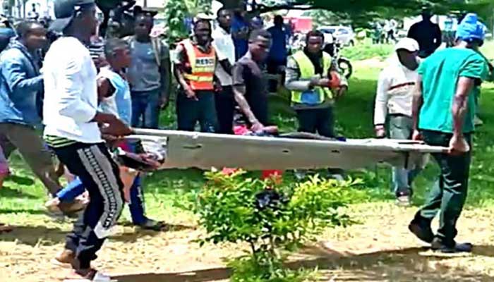 ক্যামেরুনে বিদ্যালয়ে ঢুকে ৬ শিশুকে গুলি করে হত্যা ক্যামেরুনে বিদ্যালয়ে ঢুকে ৬ শিশুকে গুলি করে হত্যা