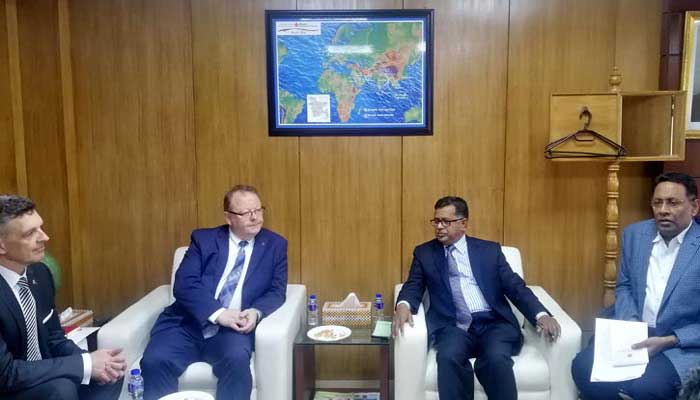 বিমানের উন্নয়নে সহযোগিতায় আগ্রহী কানাডা বিমানের উন্নয়নে সহযোগিতায় আগ্রহী কানাডা