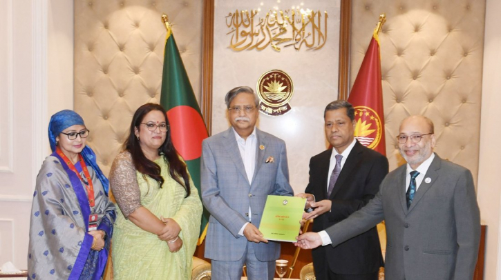 তথ্য অধিকার আইন সম্পর্কে জনগণকে সচেতন করার নির্দেশ রাষ্ট্রপতির তথ্য অধিকার আইন সম্পর্কে জনগণকে সচেতন করার নির্দেশ রাষ্ট্রপতির