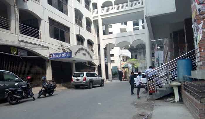 রিজেন্ট হাসপাতালের ৮ আসামির ৭ জনের রিমান্ড মঞ্জুর রিজেন্ট হাসপাতালের ৮ আসামির ৭ জনের রিমান্ড মঞ্জুর