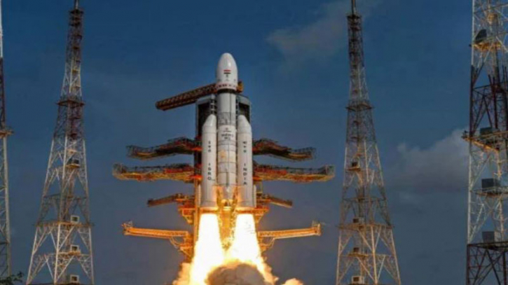 ’বাহুবলী’ রকেটে করে চাঁদের উদ্দেশে ভারতের চন্দ্রযান-৩