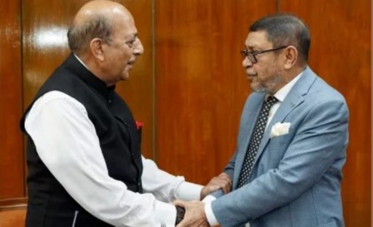 বাংলাদেশের প্রধানমন্ত্রীর ভারত সফরের জন্য দিল্লি অপেক্ষা করছে: দীনেশ ত্রিবেদী