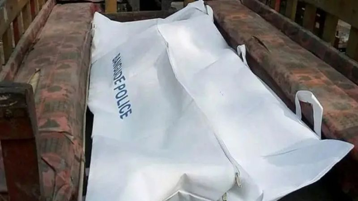 দুর্গন্ধের কারণ খুঁজতে গিয়ে বাড্ডায় মিলল জোড়া মরদেহ