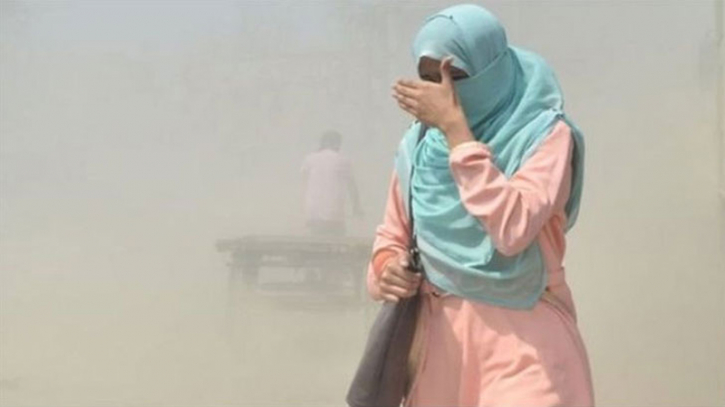 আজও বায়ু দূষণের শীর্ষে ঢাকা