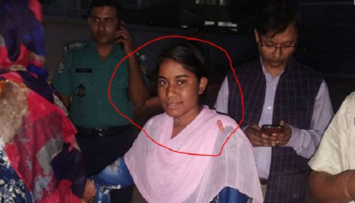 ধানমন্ডিতে জোড়া খুন : সুরভীসহ ৫ জন রিমান্ডে ধানমন্ডিতে জোড়া খুন : সুরভীসহ ৫ জন রিমান্ডে