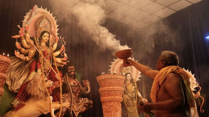 আজ মহানবমী : দেবীর বিদায়ঘণ্টা শুরু আজ মহানবমী : দেবীর বিদায়ঘণ্টা শুরু