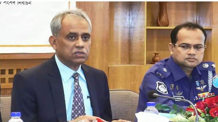 নির্বাচনে সেনাবাহিনী মোতায়েন করা হতে পারে: ইসি আলমগীর নির্বাচনে সেনাবাহিনী মোতায়েন করা হতে পারে: ইসি আলমগীর