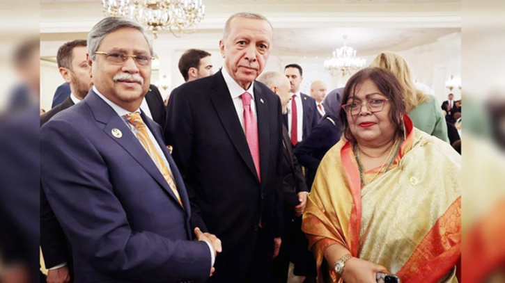 এরদোগানের সঙ্গে সস্ত্রীক কুশল বিনিময় রাষ্ট্রপতির এরদোগানের সঙ্গে সস্ত্রীক কুশল বিনিময় রাষ্ট্রপতির