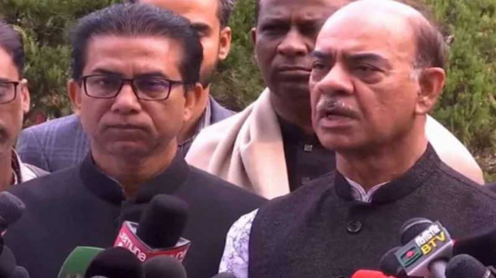 খালেদা আগেই জানতেন পিলখানা হত্যাকাণ্ড ঘটবে: বিমানমন্ত্রী খালেদা আগেই জানতেন পিলখানা হত্যাকাণ্ড ঘটবে: বিমানমন্ত্রী