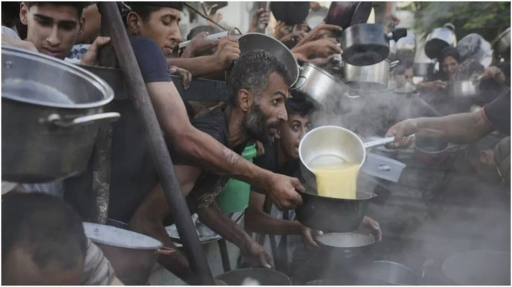 গাজায় ত্রাণের গাড়ির নিচে চাপা পড়ে প্রাণ গেল ২০ জনের গাজায় ত্রাণের গাড়ির নিচে চাপা পড়ে প্রাণ গেল ২০ জনের