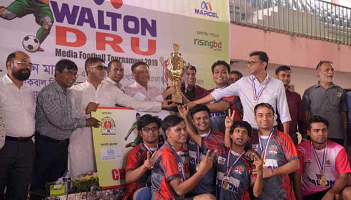দেশকে মাদক ও অবক্ষয় থেকে রক্ষায় খেলাধুলার বিকল্প নেই:তথ্যমন্ত্রী দেশকে মাদক ও অবক্ষয় থেকে রক্ষায় খেলাধুলার বিকল্প নেই:তথ্যমন্ত্রী