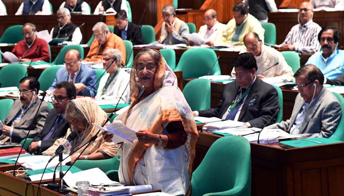 আওয়ামী লীগ প্রতিহিংসার রাজনীতিতে বিশ্বাস করে না : প্রধানমন্ত্রী আওয়ামী লীগ প্রতিহিংসার রাজনীতিতে বিশ্বাস করে না : প্রধানমন্ত্রী