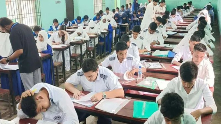 বৃহস্পতিবার শুরু এইচএসসি পরীক্ষা: এবার সব শিক্ষা বোর্ডে একই প্রশ্নপত্র