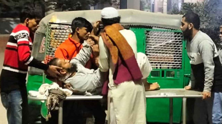 ইজতেমা ময়দান রণক্ষেত্র : নিহত ৩ ও আহত শতাধিক ইজতেমা ময়দান রণক্ষেত্র : নিহত ৩ ও আহত শতাধিক