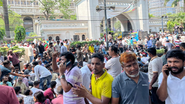 এবার ঢাকা অচলের হুঁশিয়ারি ইশরাকের সমর্থকদের