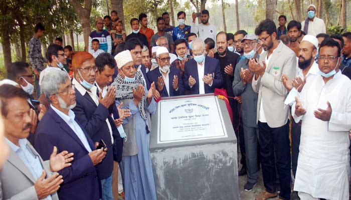 যশোরে শামস্-উল-হুদা ফুটবল একাডেমির ভবনের ভিত্তি স্থাপন