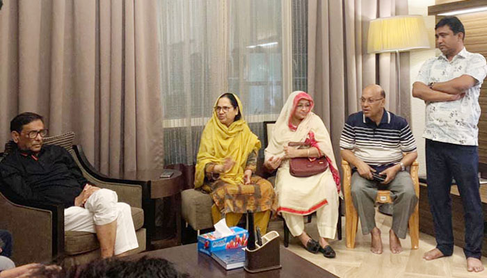 এক সপ্তাহ পর দেশে ফিরতে চান কাদের এক সপ্তাহ পর দেশে ফিরতে চান কাদের