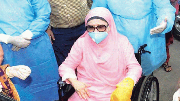 খালেদার মুক্তির মেয়াদ বাড়িয়ে প্রজ্ঞাপন জারি খালেদার মুক্তির মেয়াদ বাড়িয়ে প্রজ্ঞাপন জারি