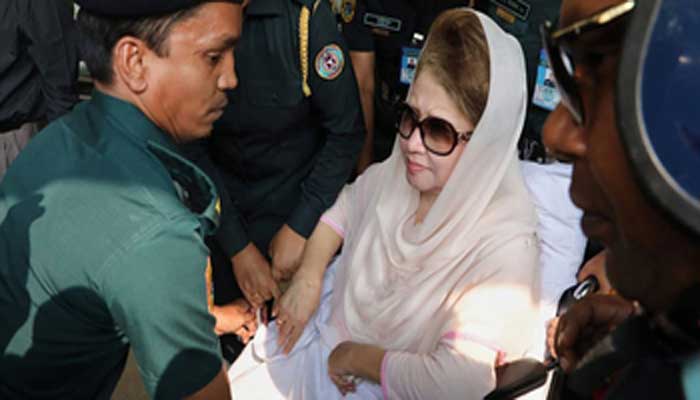 দন্ত বিভাগ থেকে ফের কেবিনে খালেদা দন্ত বিভাগ থেকে ফের কেবিনে খালেদা