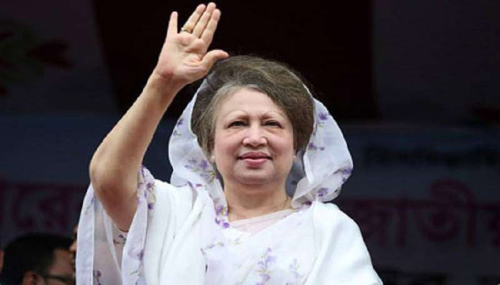 সন্ধ্যায় খালেদার সঙ্গে ঈদের শুভেচ্ছা বিনিময় করবেন বিএনপি নেতারা সন্ধ্যায় খালেদার সঙ্গে ঈদের শুভেচ্ছা বিনিময় করবেন বিএনপি নেতারা