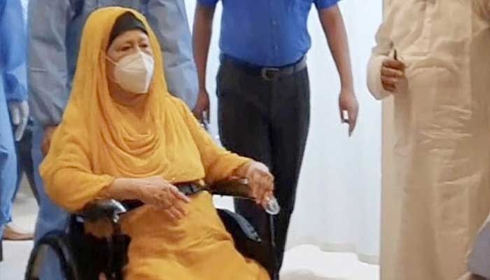 খালেদার রিপোর্ট নিয়ে বৈঠকে বসছে চিকিৎসক দল খালেদার রিপোর্ট নিয়ে বৈঠকে বসছে চিকিৎসক দল