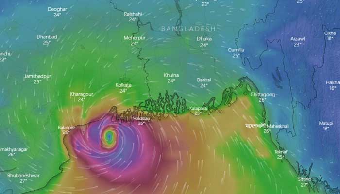 উপকূলে চলে এসেছে ‘বুলবুল’