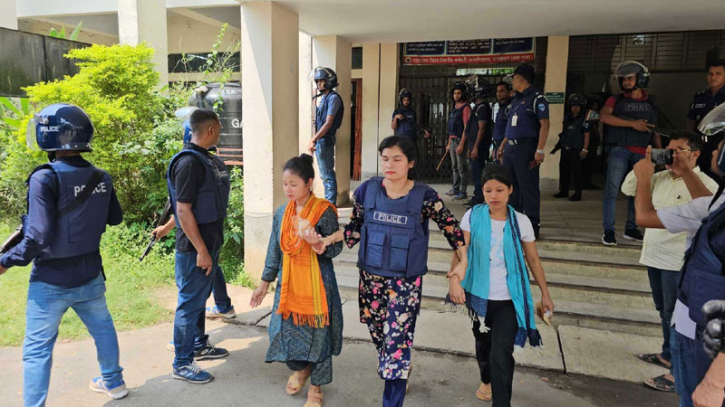 কুকি চিনের ৫২ সদস্যের রিমান্ড মঞ্জুর কুকি চিনের ৫২ সদস্যের রিমান্ড মঞ্জুর