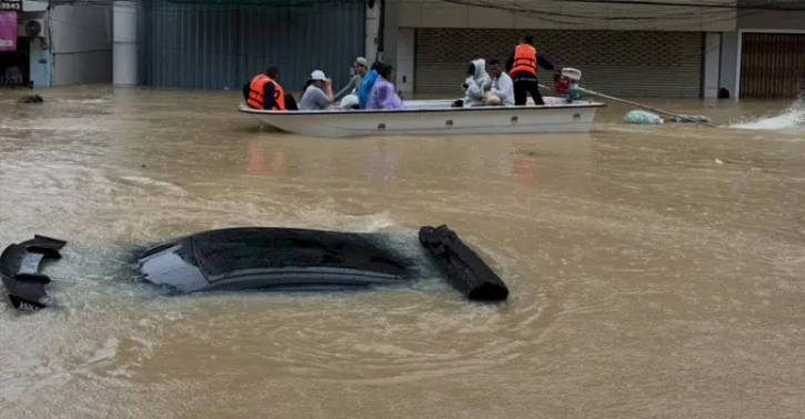 কুয়ালালামপুরে বন্যা: দক্ষিণ-পূর্ব এশিয়ায় মৃত্যু ছাড়িয়েছে ৫’শ