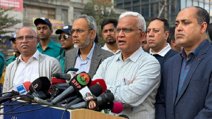 খালেদা জিয়ার শারীরিক অবস্থা আগের মতো স্থিতিশীল, চিকিৎসা গ্রহণ করতে পারছেন