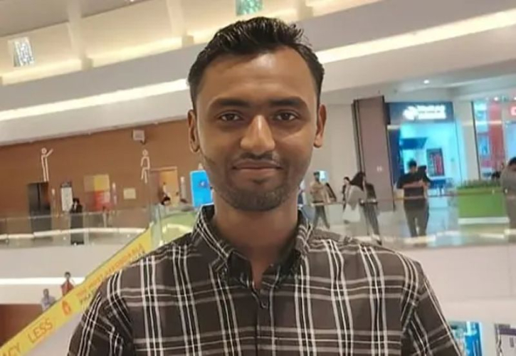 দুবাইয়ে লটারিতে এবার স্বর্ণবার জিতলেন এক বাংলাদেশি দুবাইয়ে লটারিতে এবার স্বর্ণবার জিতলেন এক বাংলাদেশি