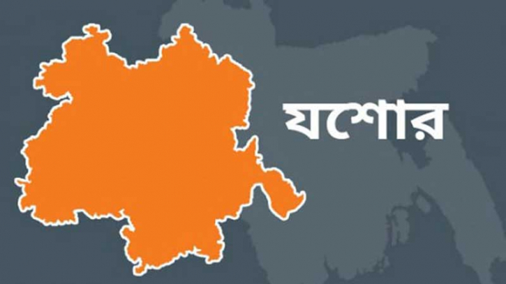 বিচারককে হত্যা ও ধর্ষণের হুমকির অভিযোগে আইনজীবীসহ তিনজন গ্রেপ্তার