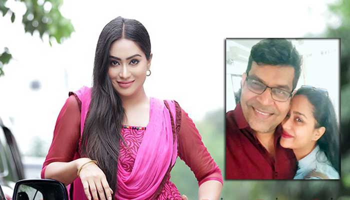 চার বছর আগে শিহাব শাহীনকে বিয়ে করেছেন মম চার বছর আগে শিহাব শাহীনকে বিয়ে করেছেন মম
