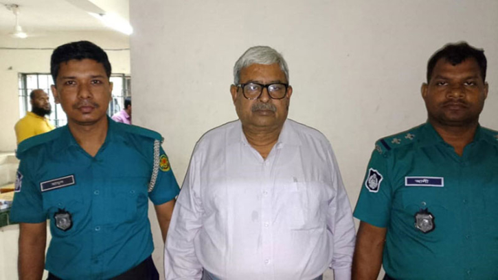 রাজধানী থেকে সাবেক এমপি গ্রেপ্তার রাজধানী থেকে সাবেক এমপি গ্রেপ্তার