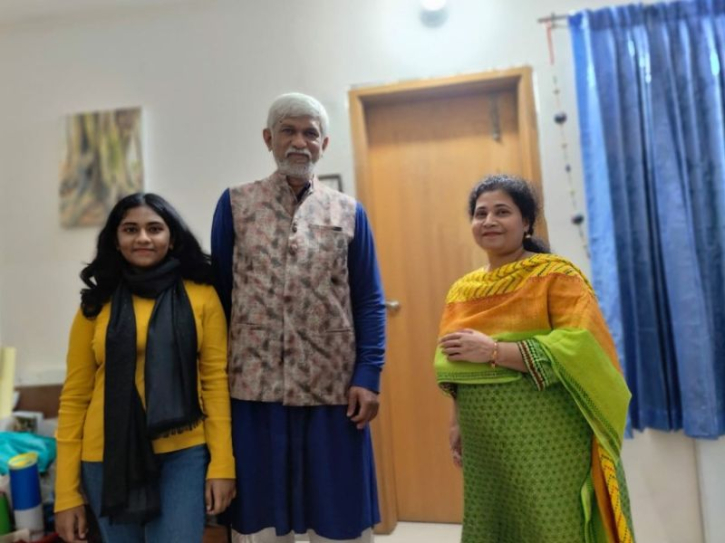 মোহাম্মদপুরে মা–মেয়ে খুন: স্কুলড্রেস পরে বেরিয়ে যায় সন্দেহভাজন গৃহকর্মী : বালতিতে মিলল ছুরি