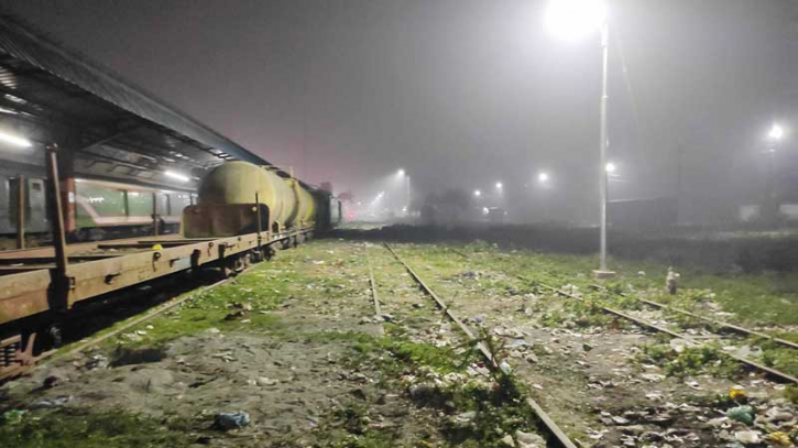 ময়মনসিংহ রেল স্টেশনে ছিনতাইকারীর ছুরিকাঘাতে ট্রেন যাত্রী নিহত ময়মনসিংহ রেল স্টেশনে ছিনতাইকারীর ছুরিকাঘাতে ট্রেন যাত্রী নিহত