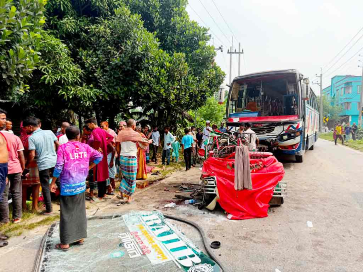 ময়মনসিংহে বাসের ধাক্কায় অটোর ৭ যাত্রী নিহত