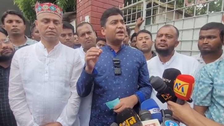 উপদেষ্টা আসিফ মুরাদনগরে মাফিয়াতন্ত্র কায়েম করেছেন: নাছির উপদেষ্টা আসিফ মুরাদনগরে মাফিয়াতন্ত্র কায়েম করেছেন: নাছির