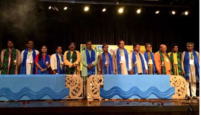 পর্দা উঠল ‘গঙ্গা-যমুনা সাংস্কৃতিক উৎসবের পর্দা উঠল ‘গঙ্গা-যমুনা সাংস্কৃতিক উৎসবের